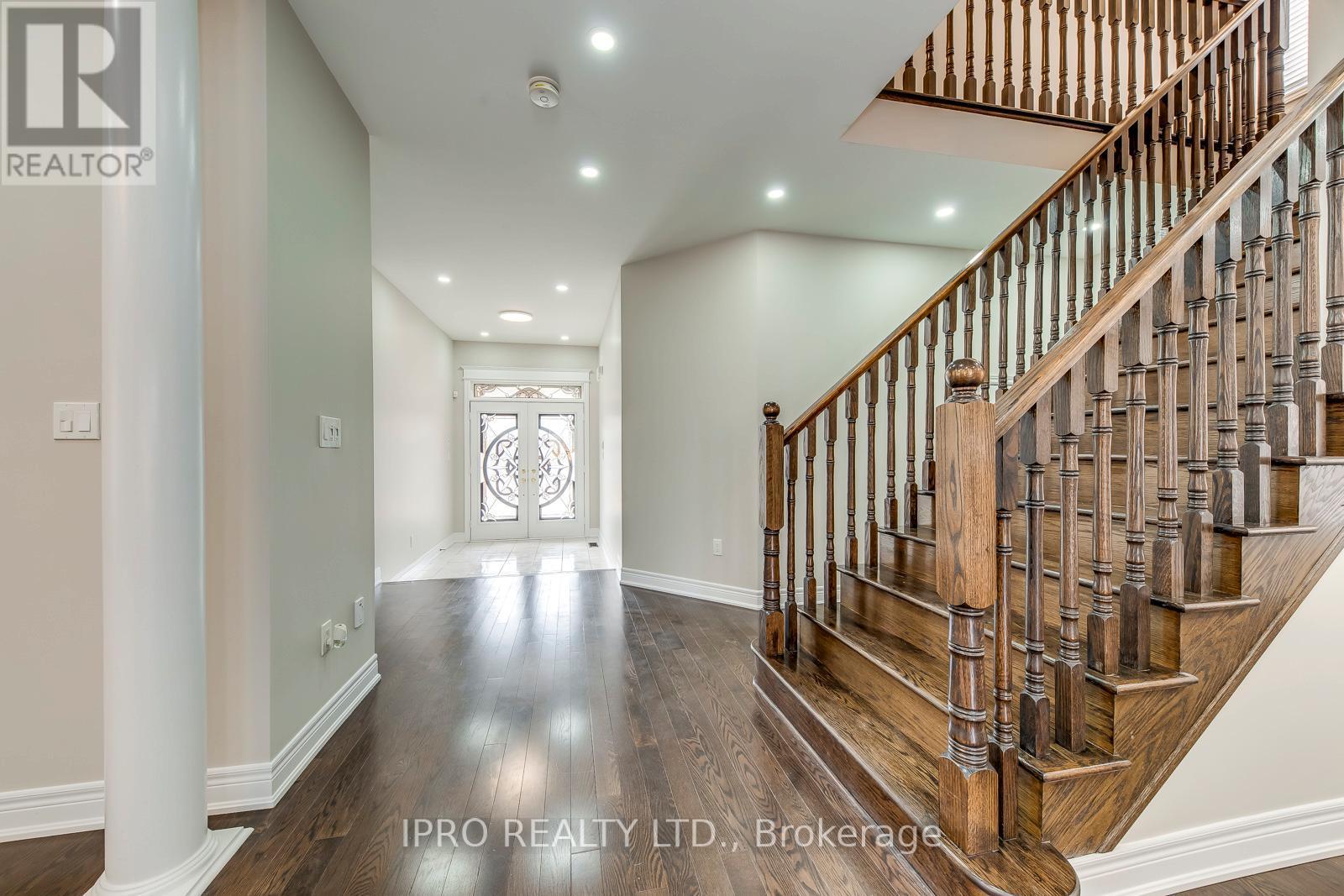 












31 BIRCH TREE TRAIL

,
Brampton (Bram East),




Ontario
L6P3W1

