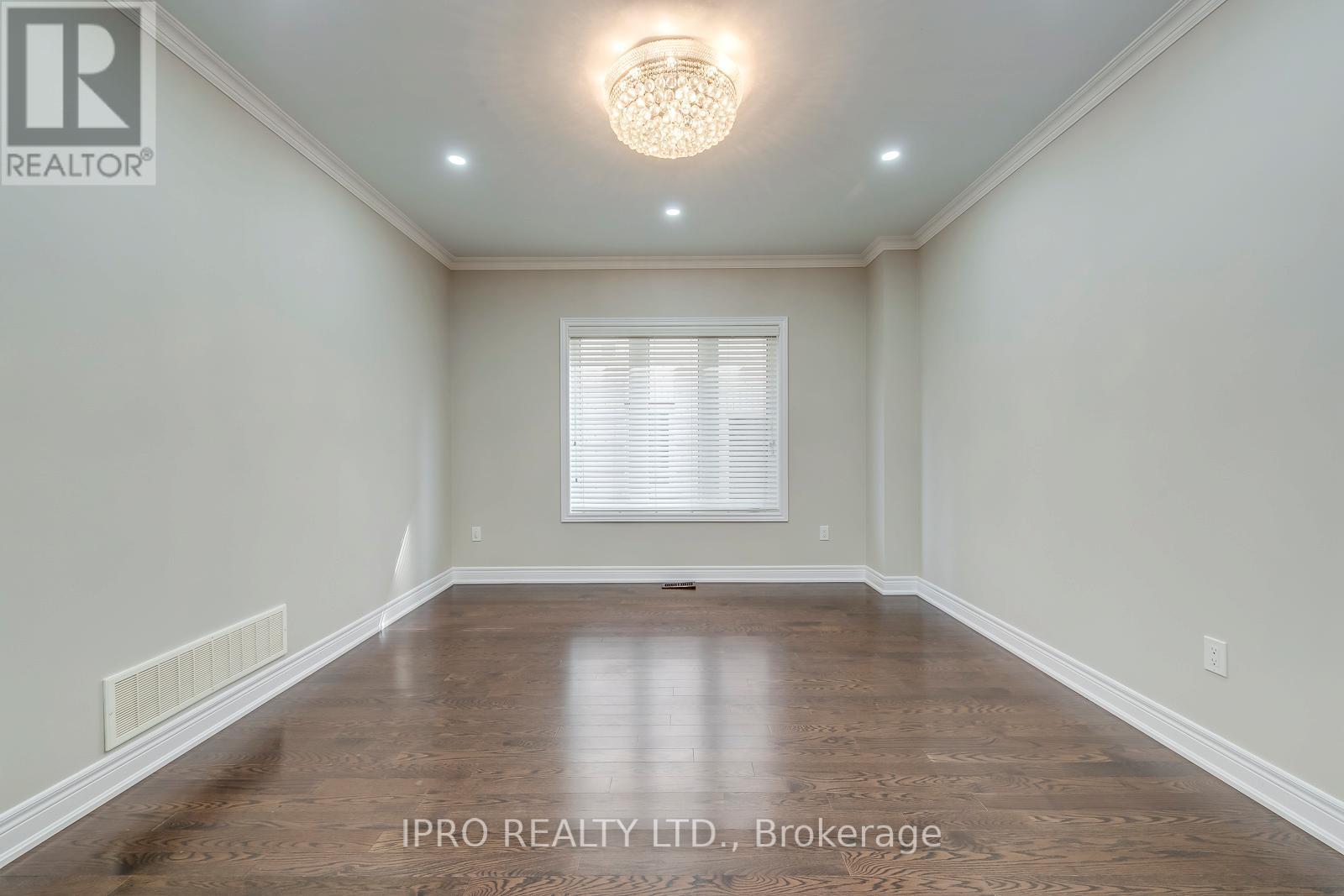












31 BIRCH TREE TRAIL

,
Brampton (Bram East),




Ontario
L6P3W1

