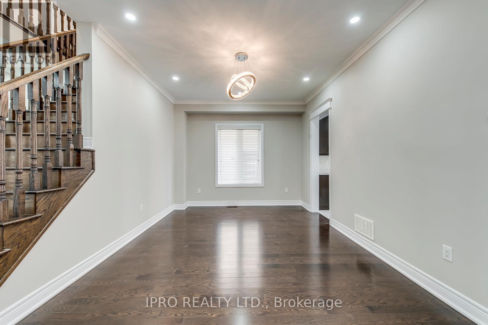 












31 BIRCH TREE TRAIL

,
Brampton (Bram East),




Ontario
L6P3W1


