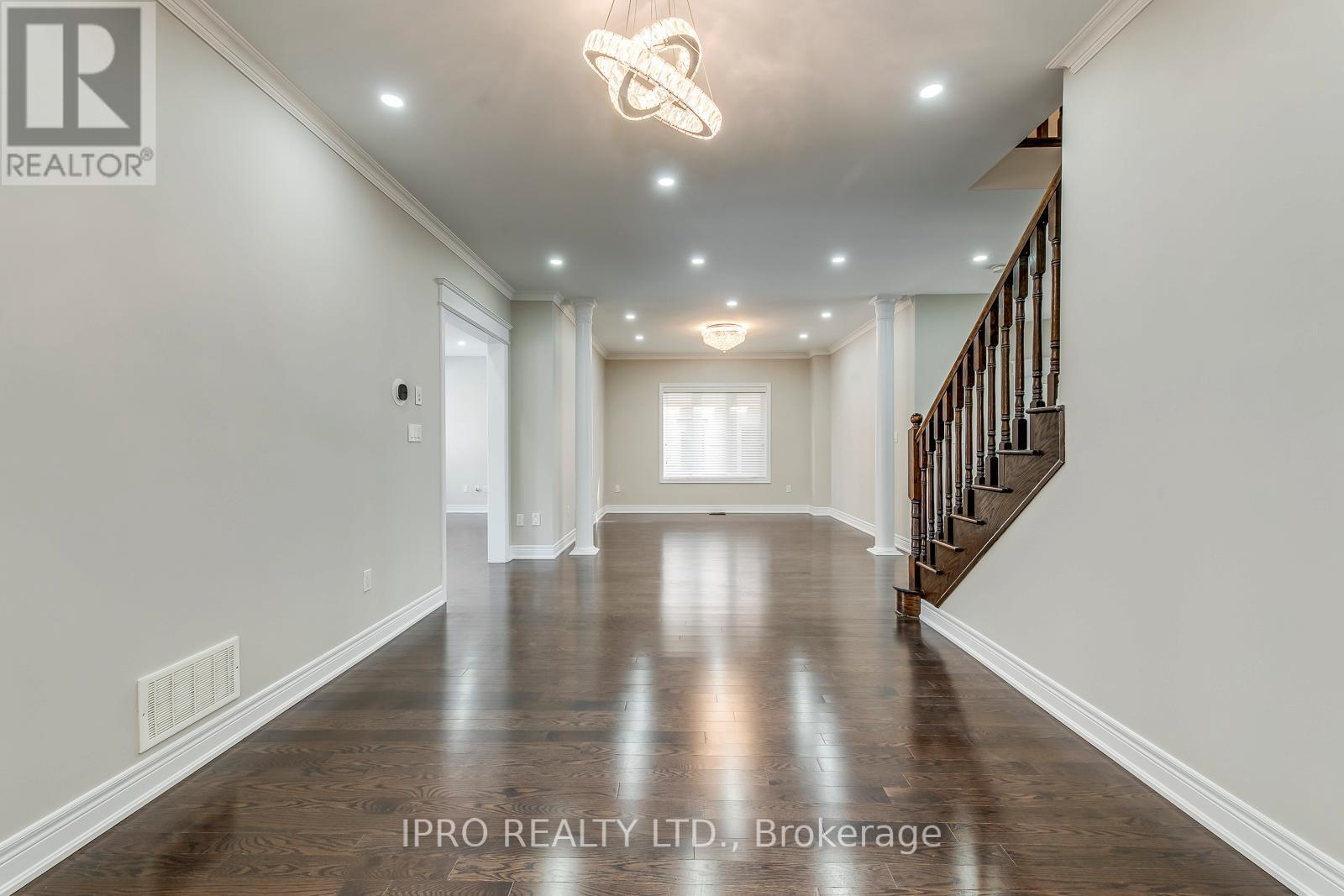 












31 BIRCH TREE TRAIL

,
Brampton (Bram East),




Ontario
L6P3W1

