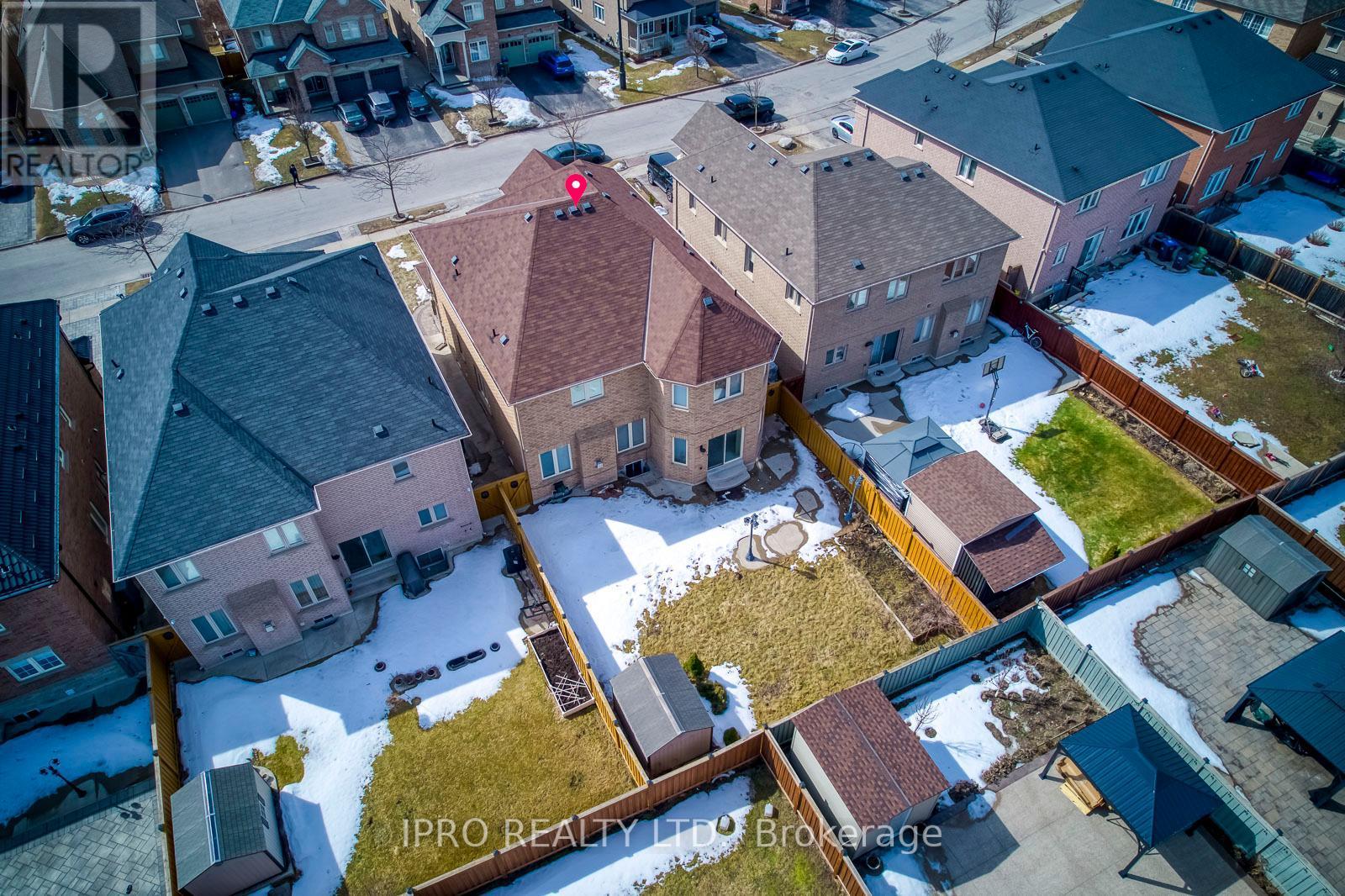 












31 BIRCH TREE TRAIL

,
Brampton (Bram East),




Ontario
L6P3W1


