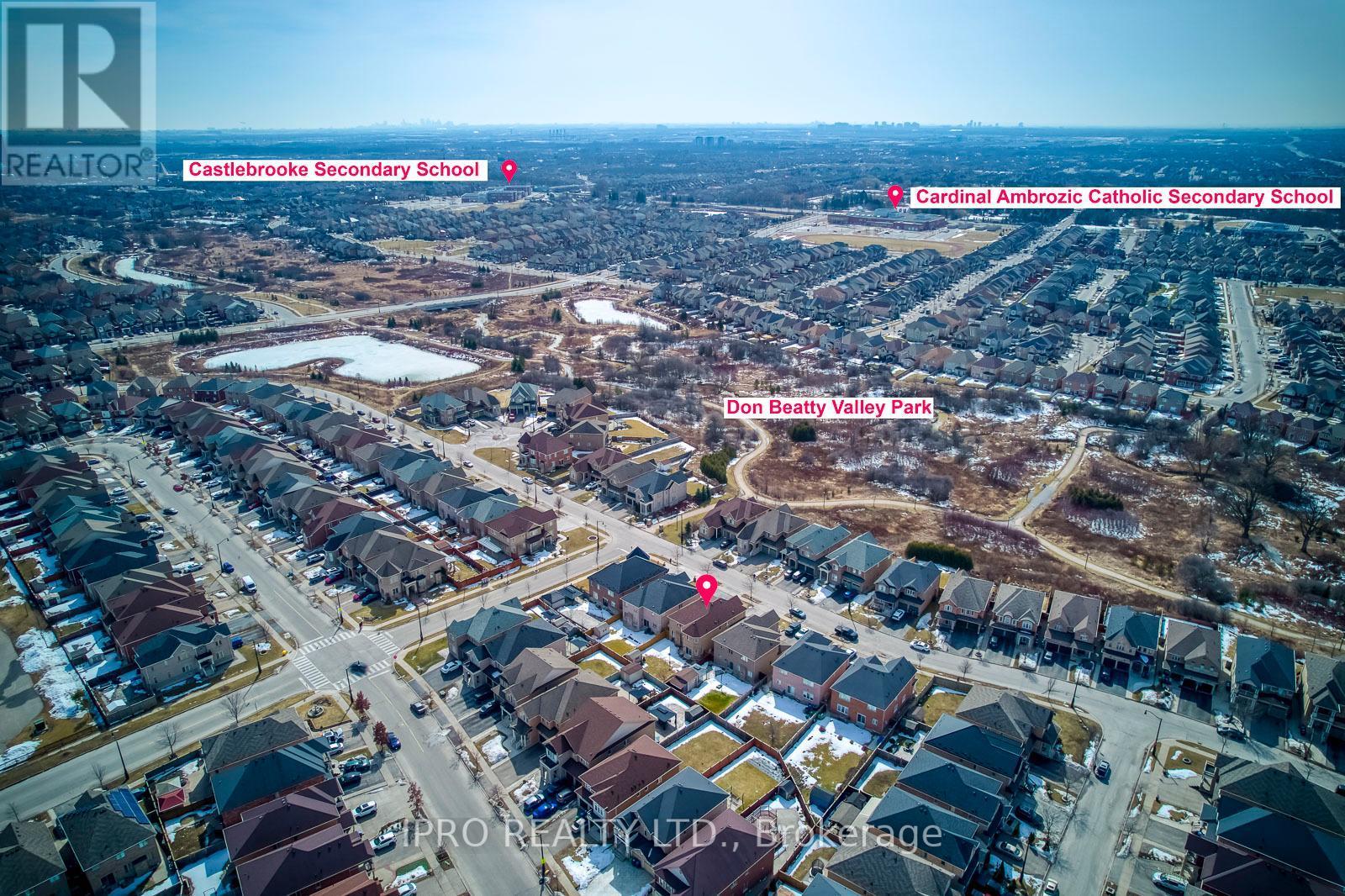 












31 BIRCH TREE TRAIL

,
Brampton (Bram East),




Ontario
L6P3W1


