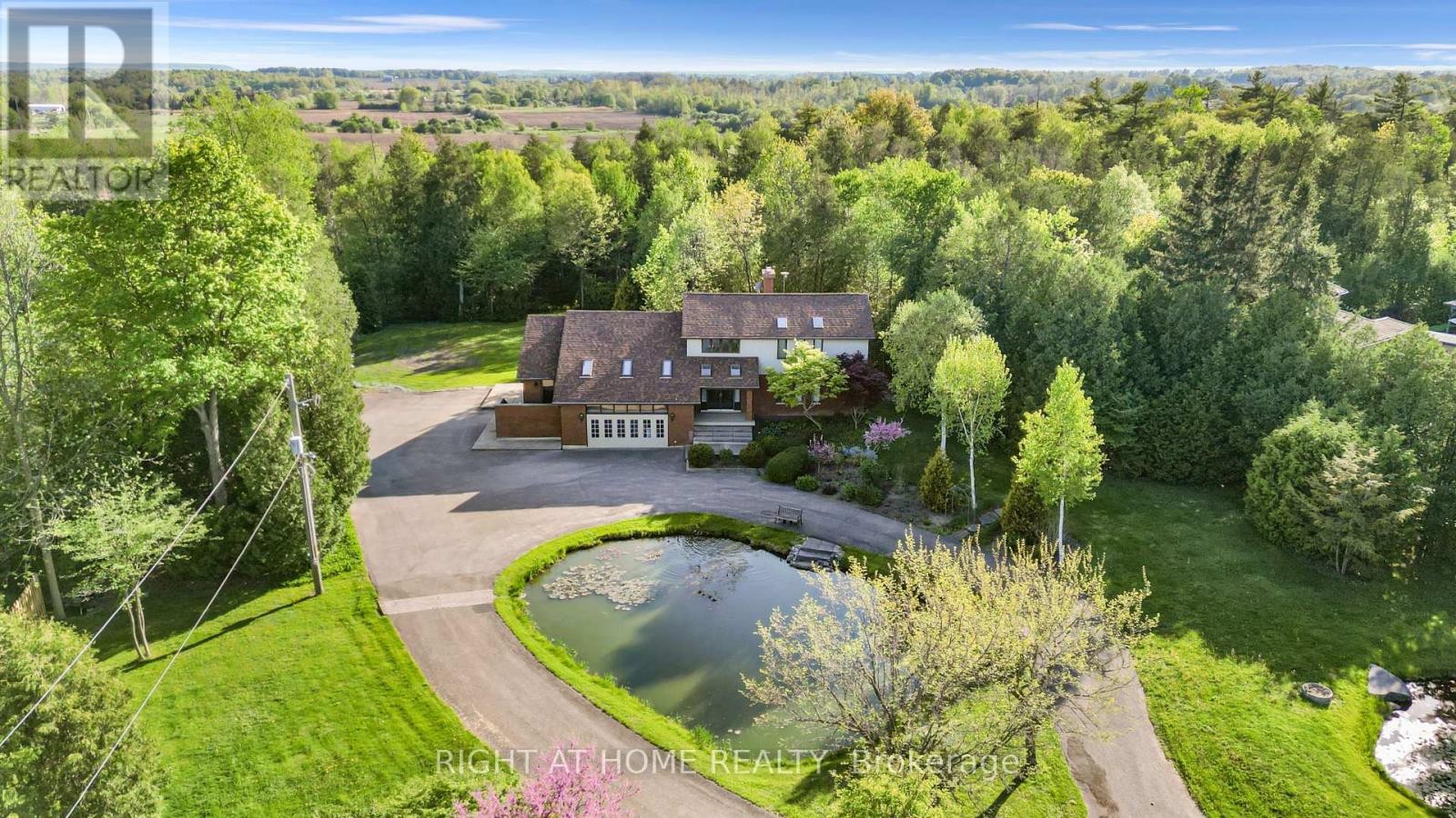 












9132 NINTH LINE

,
Halton Hills (Rural Halton Hills),




Ontario
L0P1K0

