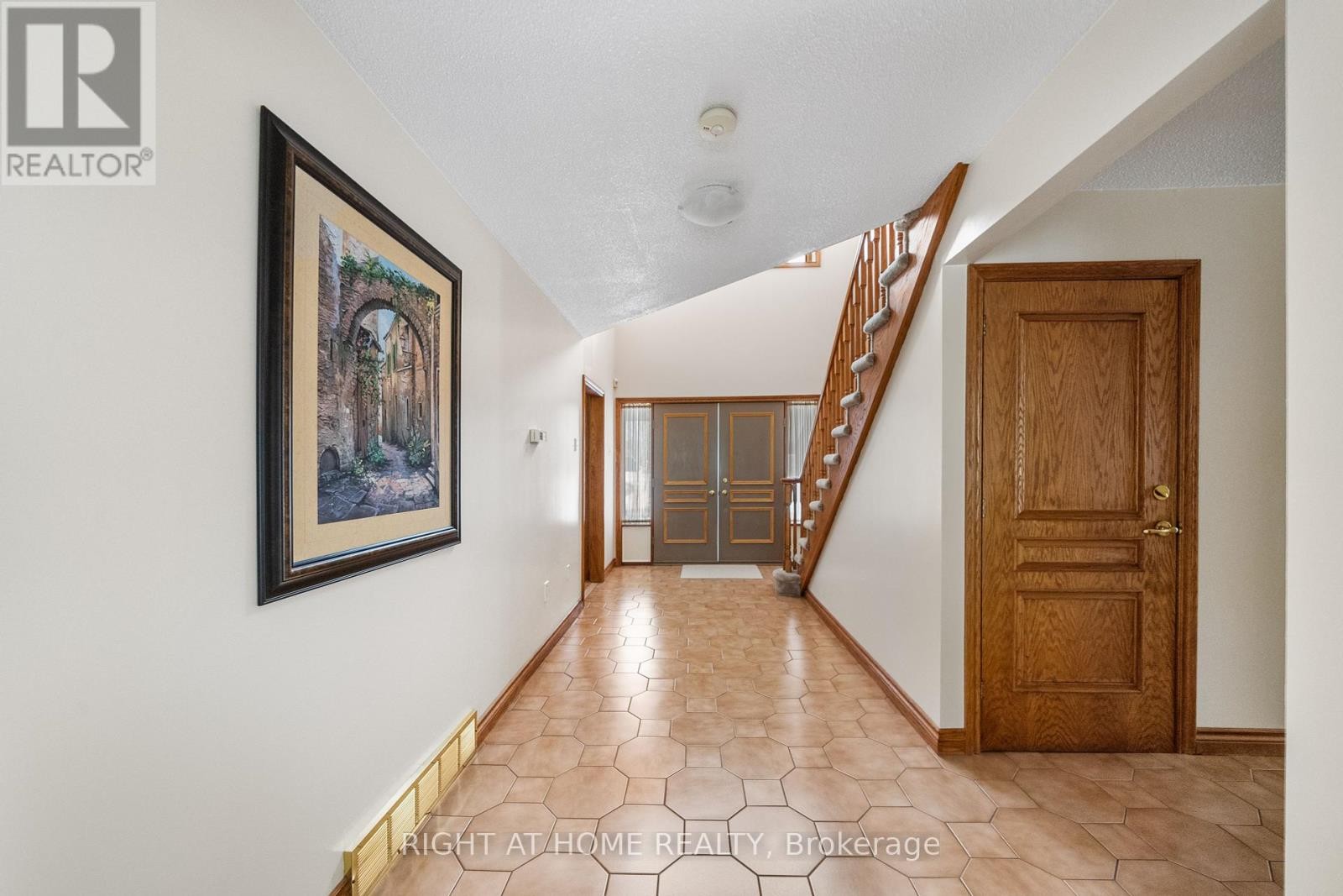 












9132 NINTH LINE

,
Halton Hills (Rural Halton Hills),




Ontario
L0P1K0


