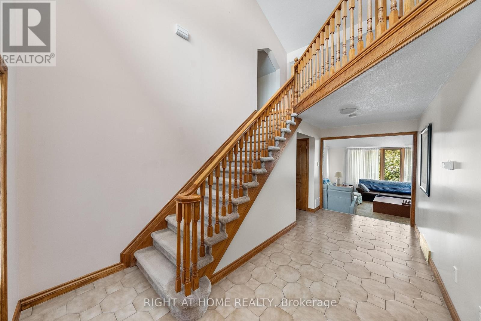 












9132 NINTH LINE

,
Halton Hills (Rural Halton Hills),




Ontario
L0P1K0

