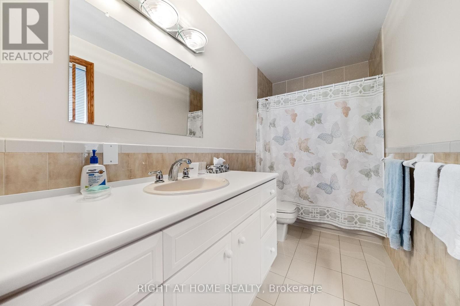 












9132 NINTH LINE

,
Halton Hills (Rural Halton Hills),




Ontario
L0P1K0

