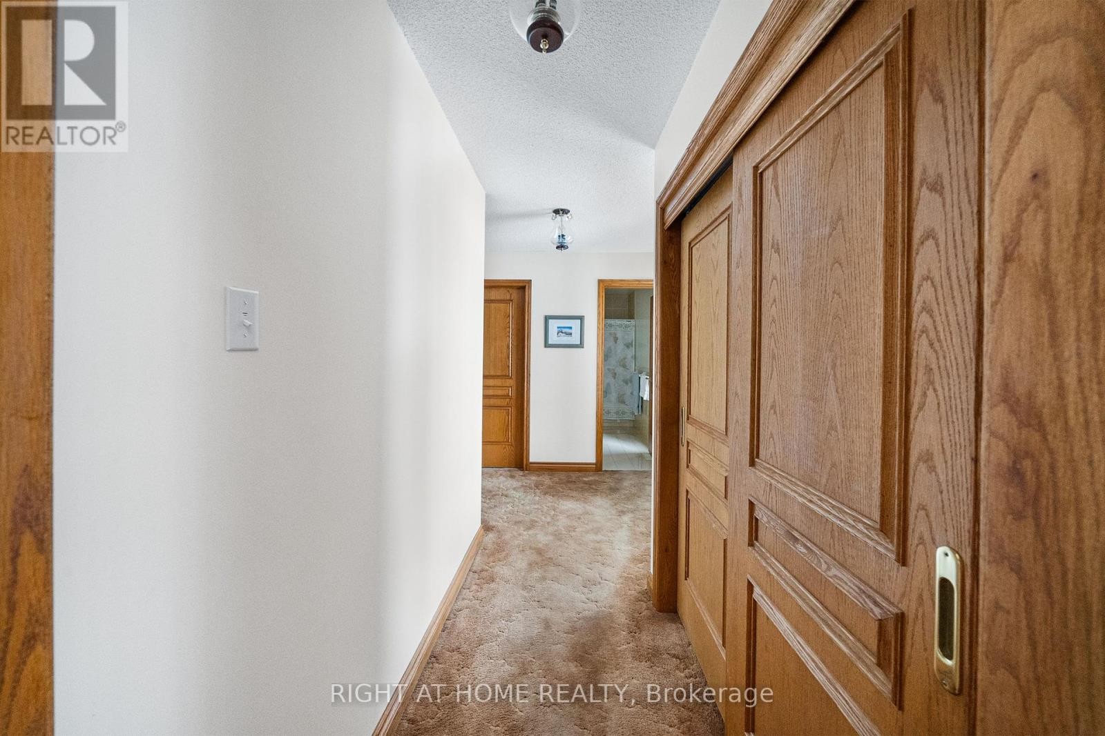 












9132 NINTH LINE

,
Halton Hills (Rural Halton Hills),




Ontario
L0P1K0

