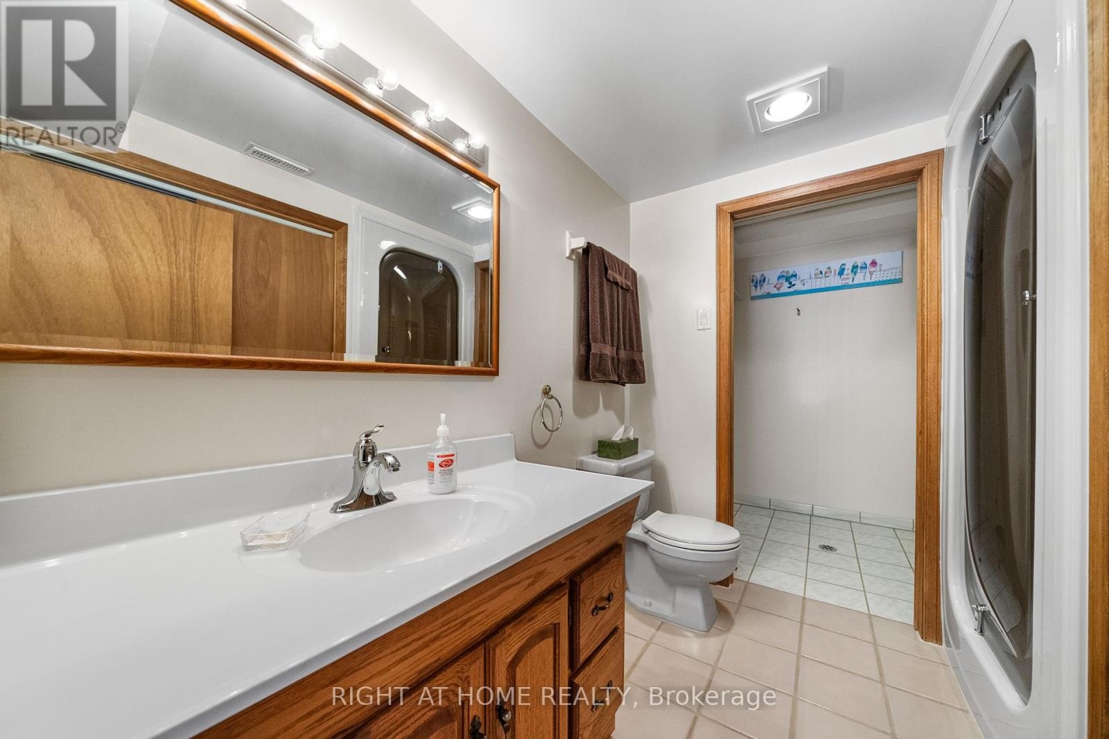 












9132 NINTH LINE

,
Halton Hills (Rural Halton Hills),




Ontario
L0P1K0

