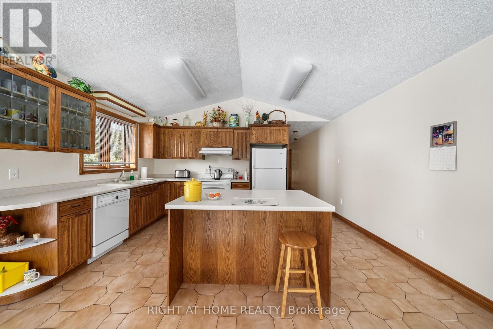 












9132 NINTH LINE

,
Halton Hills (Rural Halton Hills),




Ontario
L0P1K0

