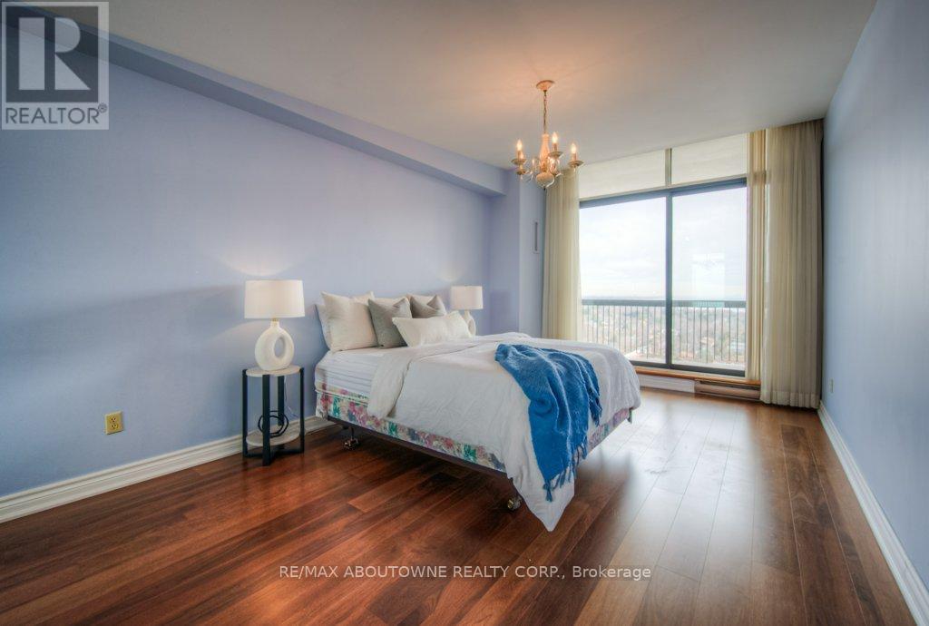 












PH2 - 2180 MARINE DRIVE

,
Oakville (BR Bronte),




Ontario
L6L5V2

