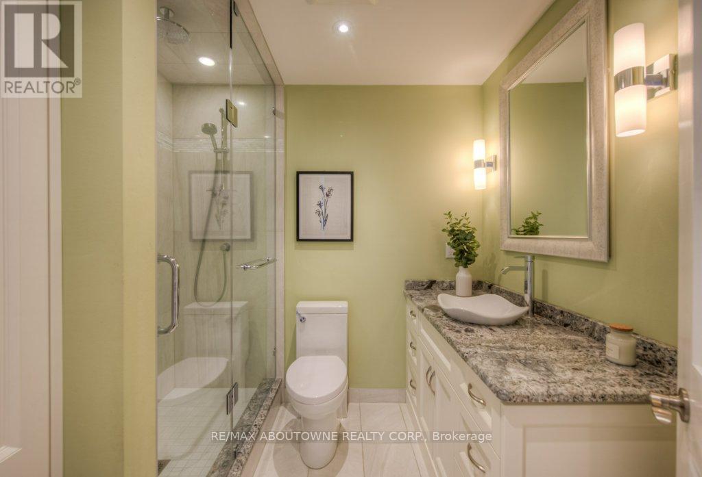 












PH2 - 2180 MARINE DRIVE

,
Oakville (BR Bronte),




Ontario
L6L5V2

