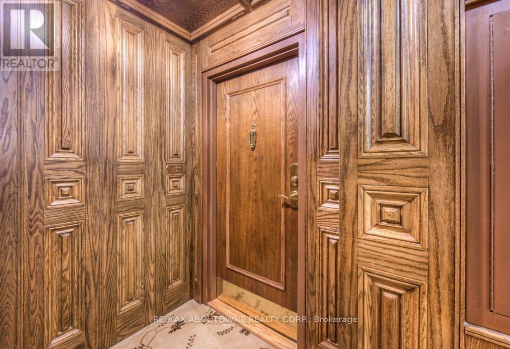 












PH2 - 2180 MARINE DRIVE

,
Oakville (BR Bronte),




Ontario
L6L5V2

