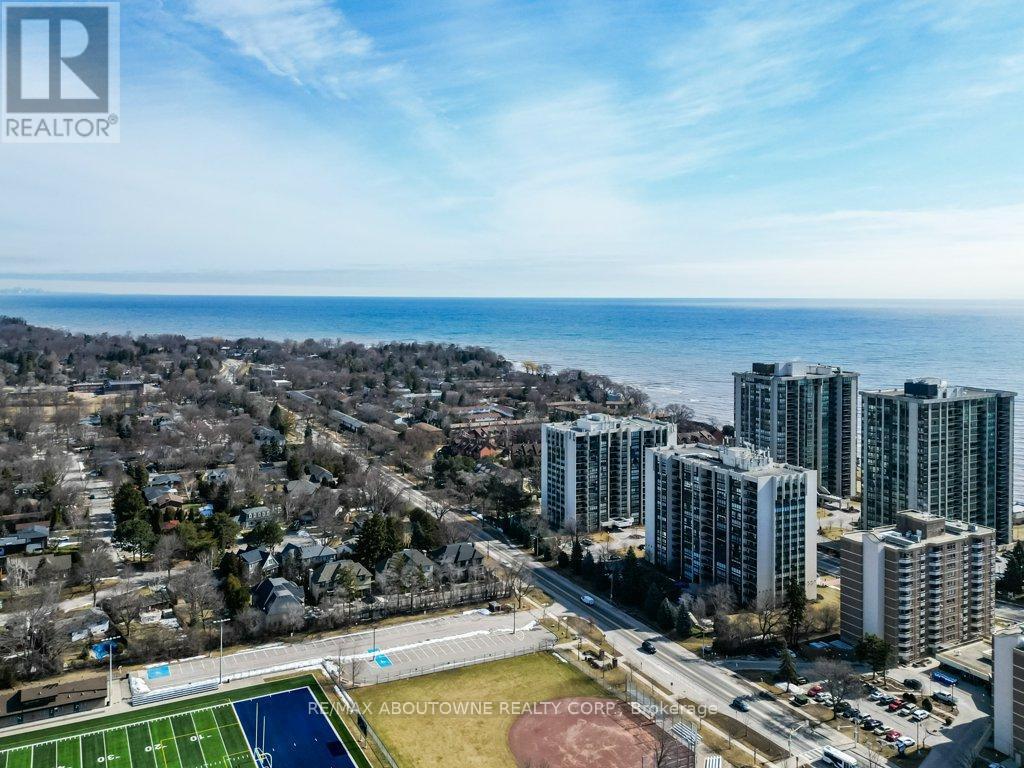












PH2 - 2180 MARINE DRIVE

,
Oakville (BR Bronte),




Ontario
L6L5V2

