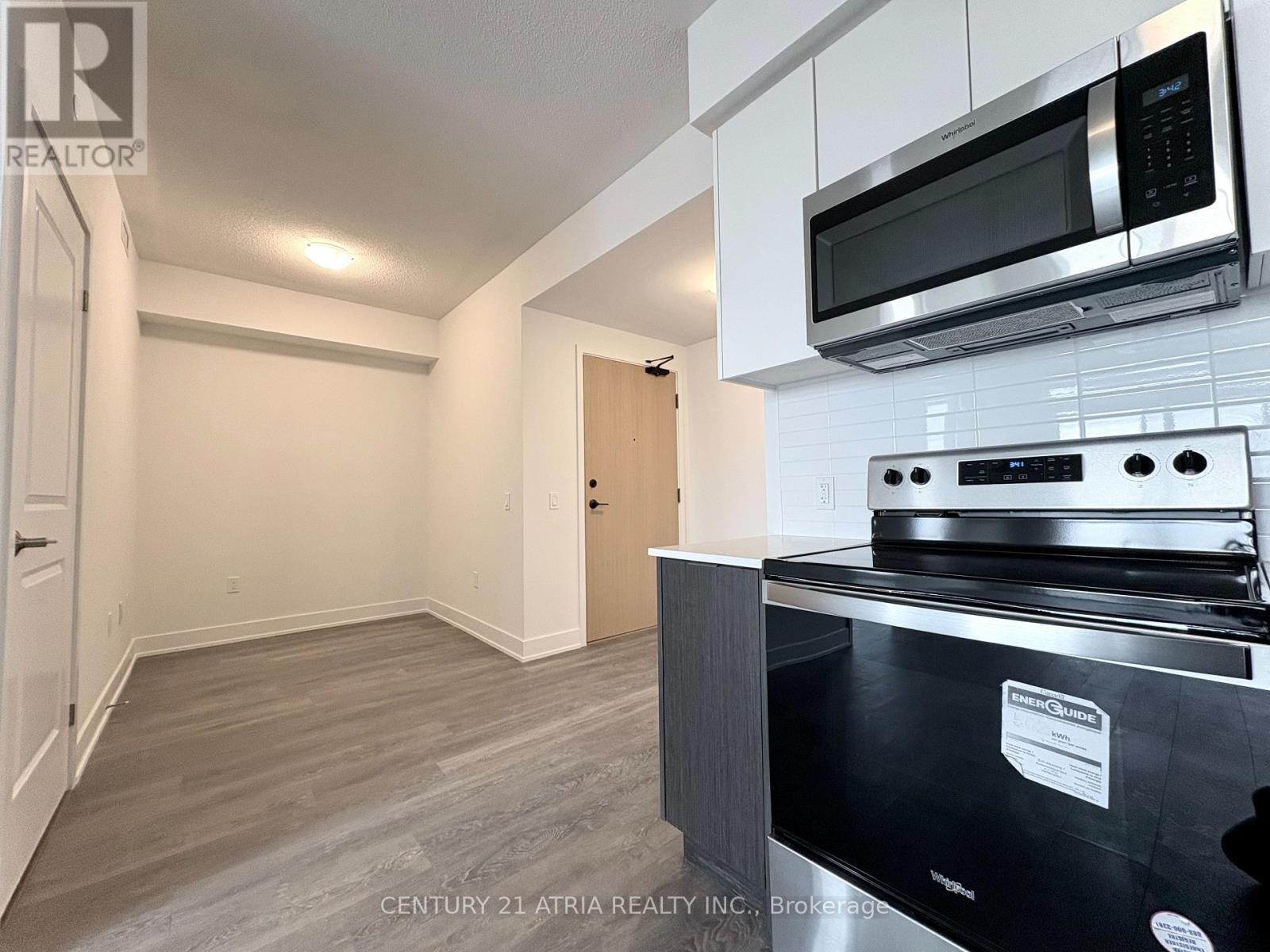 












1705 - 204 BURNHAMTHROPE ROAD E

,
Mississauga (Mississauga Valleys),




Ontario
L5A0B3

