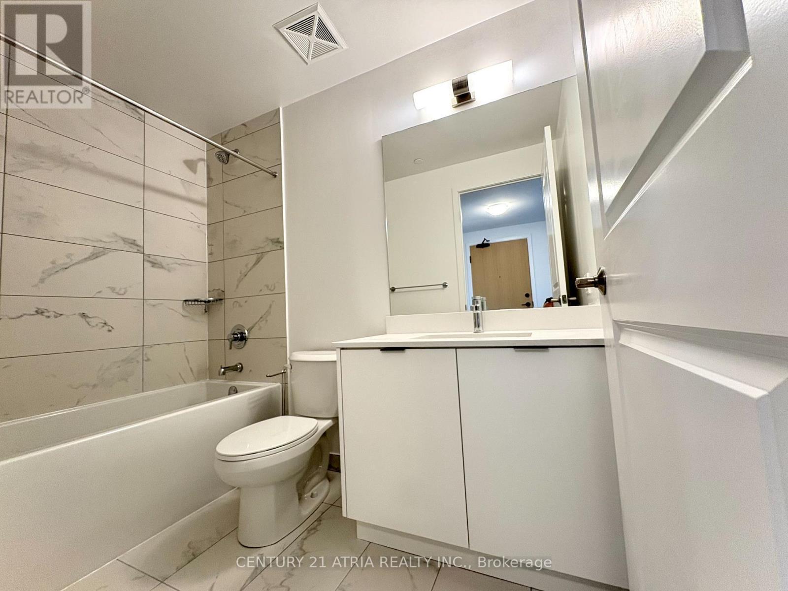 












1705 - 204 BURNHAMTHROPE ROAD E

,
Mississauga (Mississauga Valleys),




Ontario
L5A0B3


