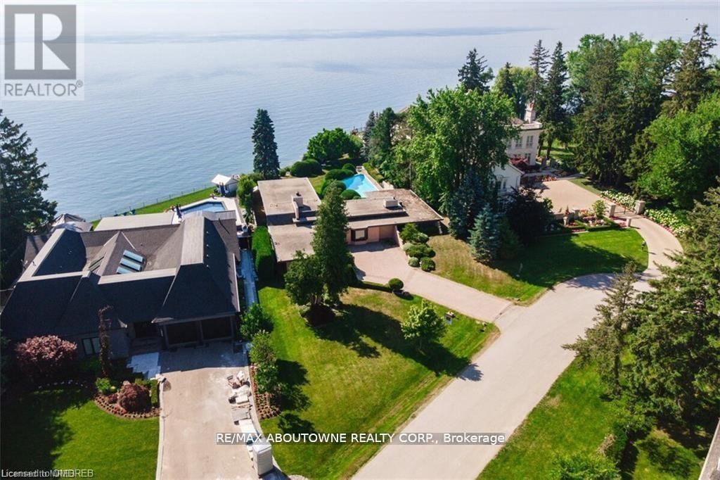 












1044 ARGYLE DRIVE

,
Oakville (MO Morrison),




Ontario
L6J1A7

