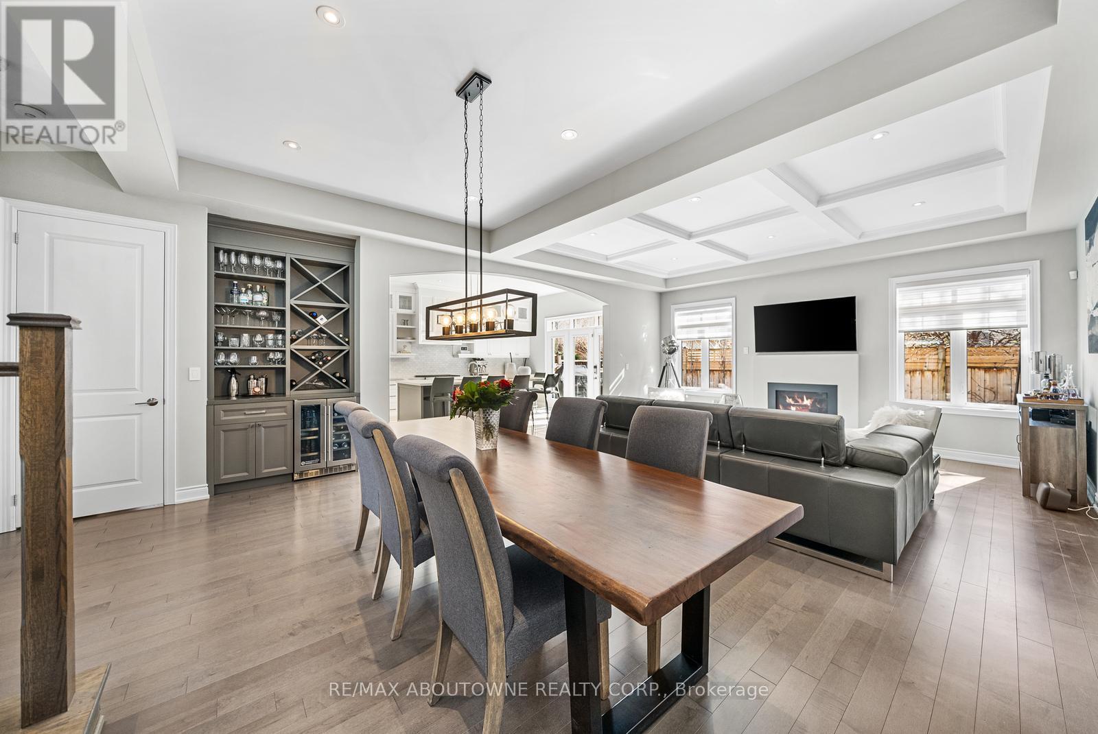












114 WATERVIEW COMMON

,
Oakville (BR Bronte),




Ontario
L6L0E7

