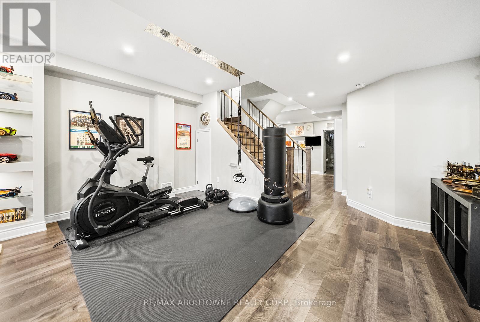 












114 WATERVIEW COMMON

,
Oakville (BR Bronte),




Ontario
L6L0E7

