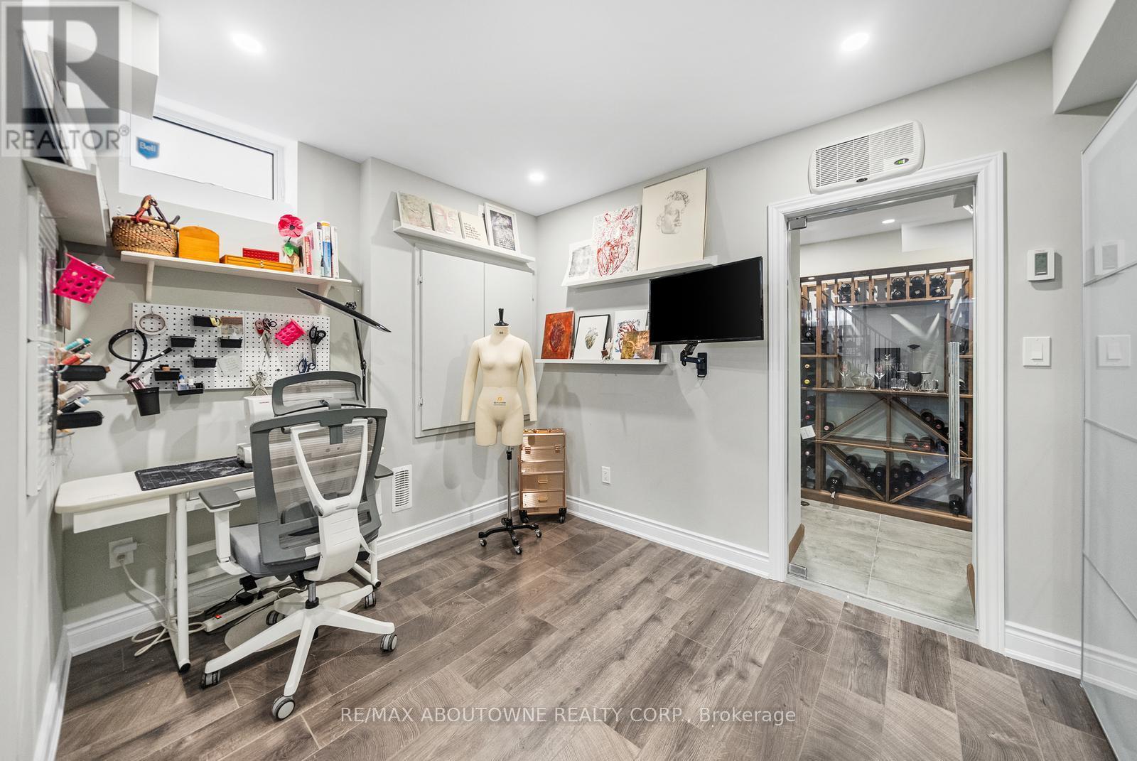 












114 WATERVIEW COMMON

,
Oakville (BR Bronte),




Ontario
L6L0E7


