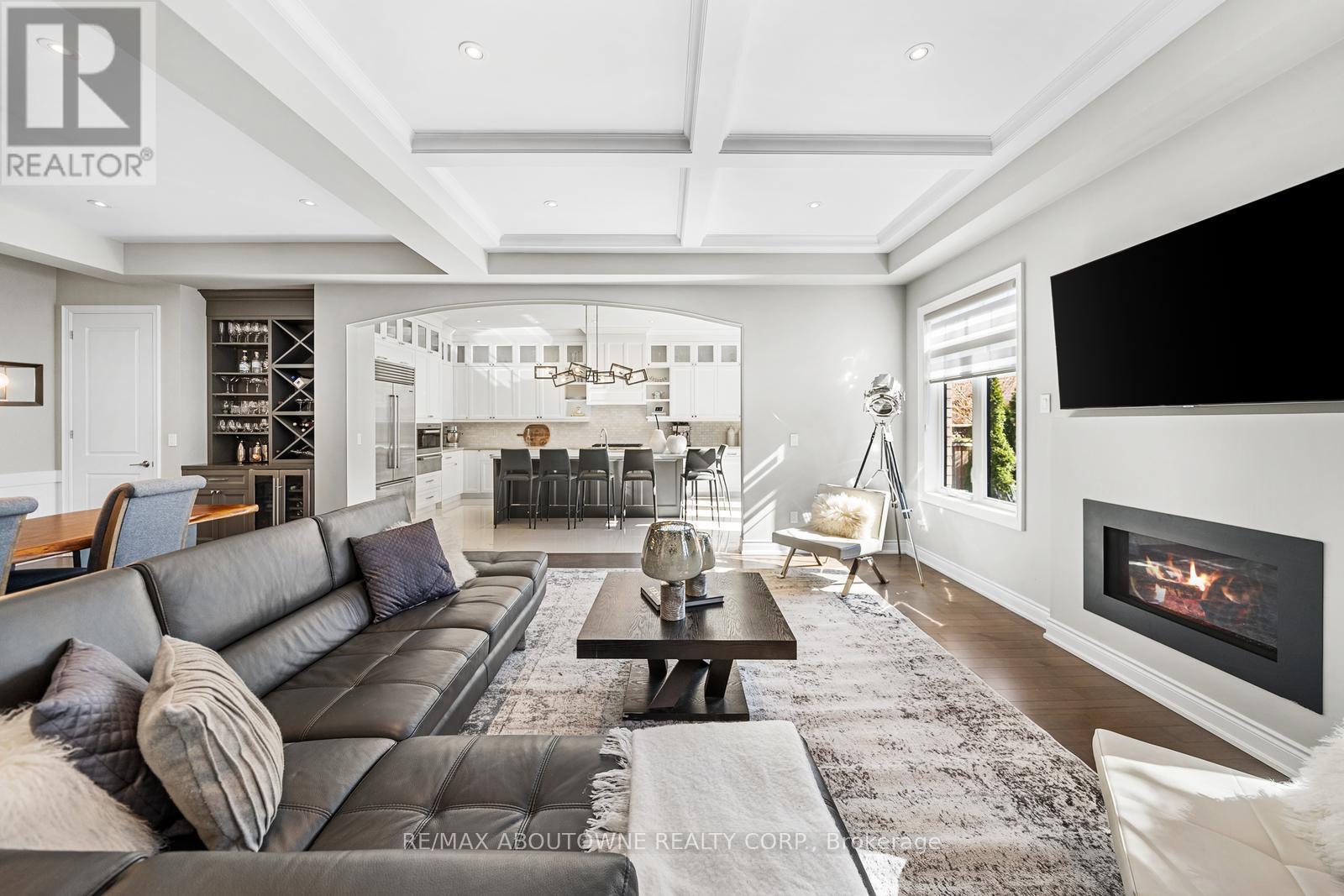 












114 WATERVIEW COMMON

,
Oakville (BR Bronte),




Ontario
L6L0E7

