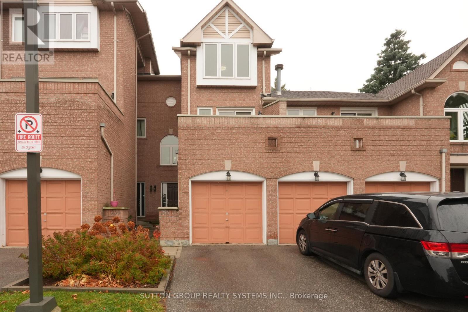 












255 - 60 BARONDALE DRIVE

,
Mississauga (Hurontario),




Ontario
L4Z3N8

