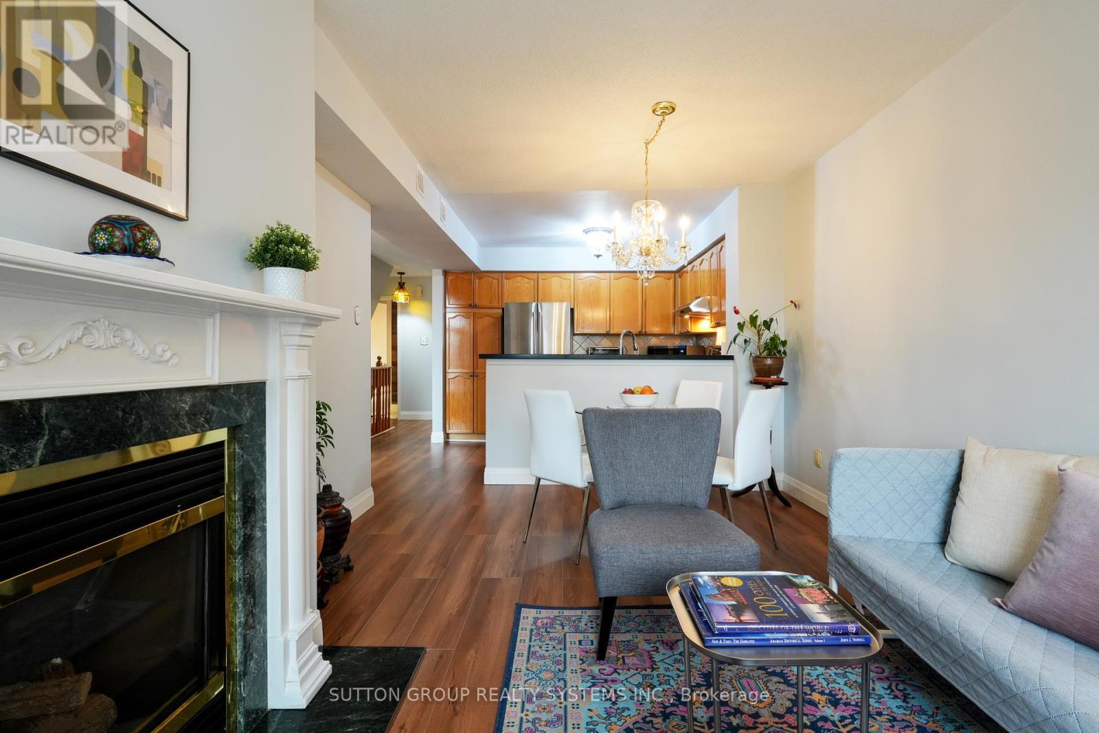 












255 - 60 BARONDALE DRIVE

,
Mississauga (Hurontario),




Ontario
L4Z3N8

