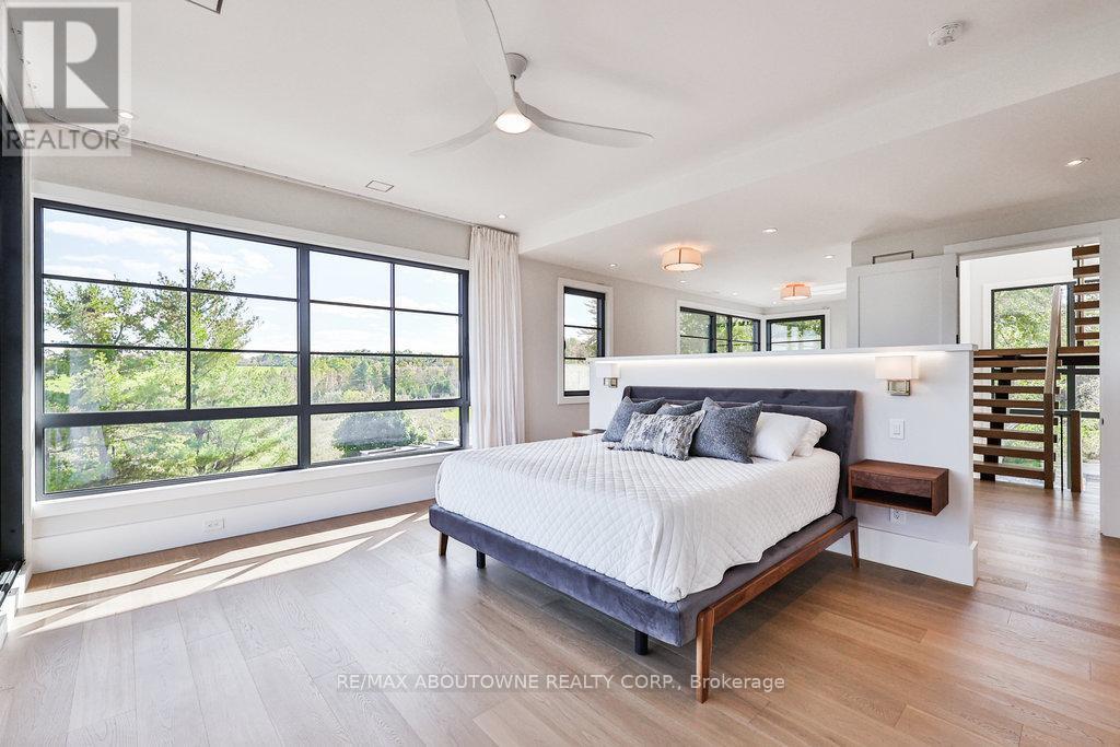 












6583 TWISS ROAD

,
Burlington,




Ontario
L7P0B3

