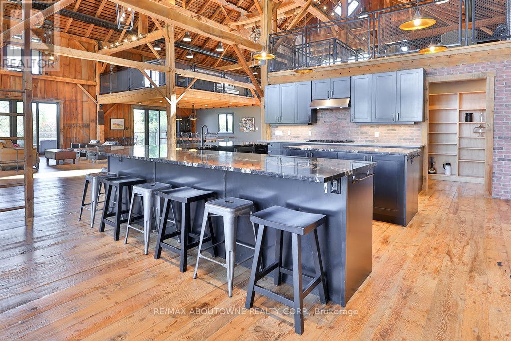 












6583 TWISS ROAD

,
Burlington,




Ontario
L7P0B3

