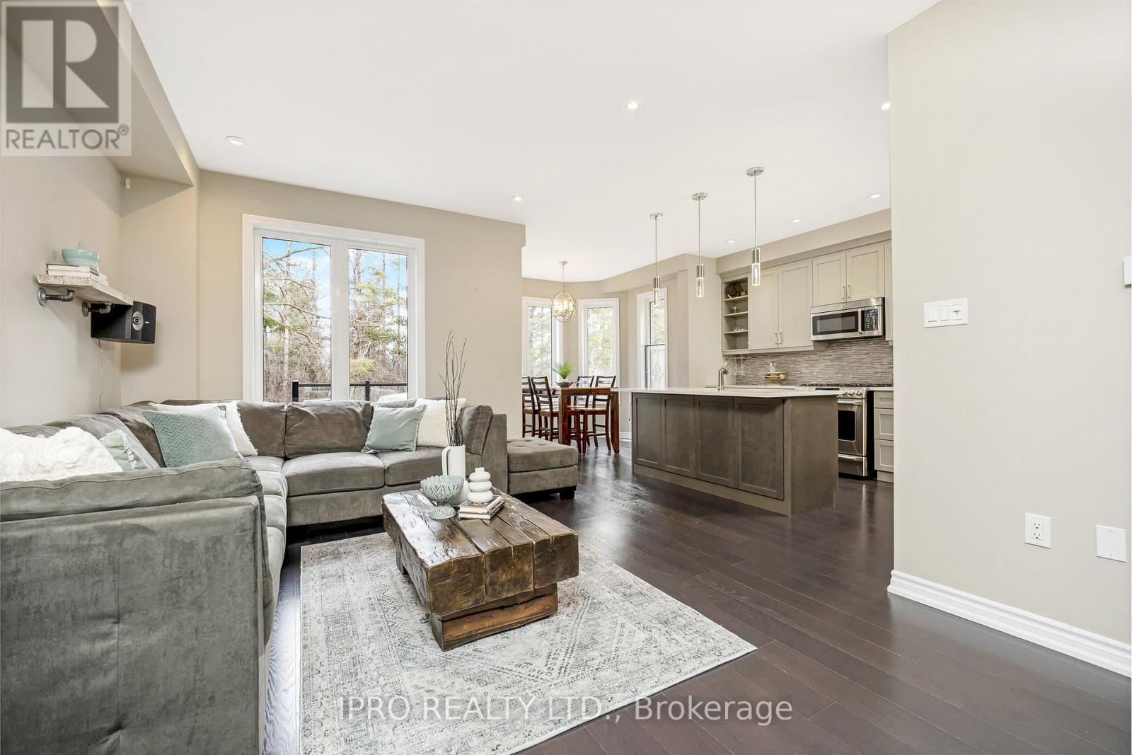 












25 UPPER CANADA COURT

,
Halton Hills (Georgetown),




Ontario
L7G0K9

