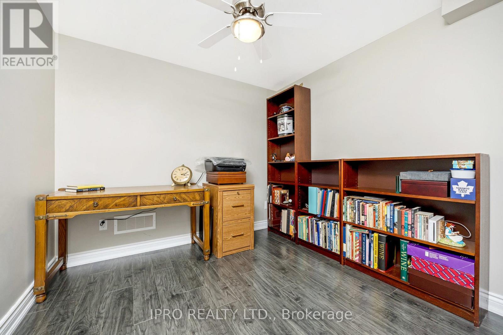 












25 UPPER CANADA COURT

,
Halton Hills (Georgetown),




Ontario
L7G0K9

