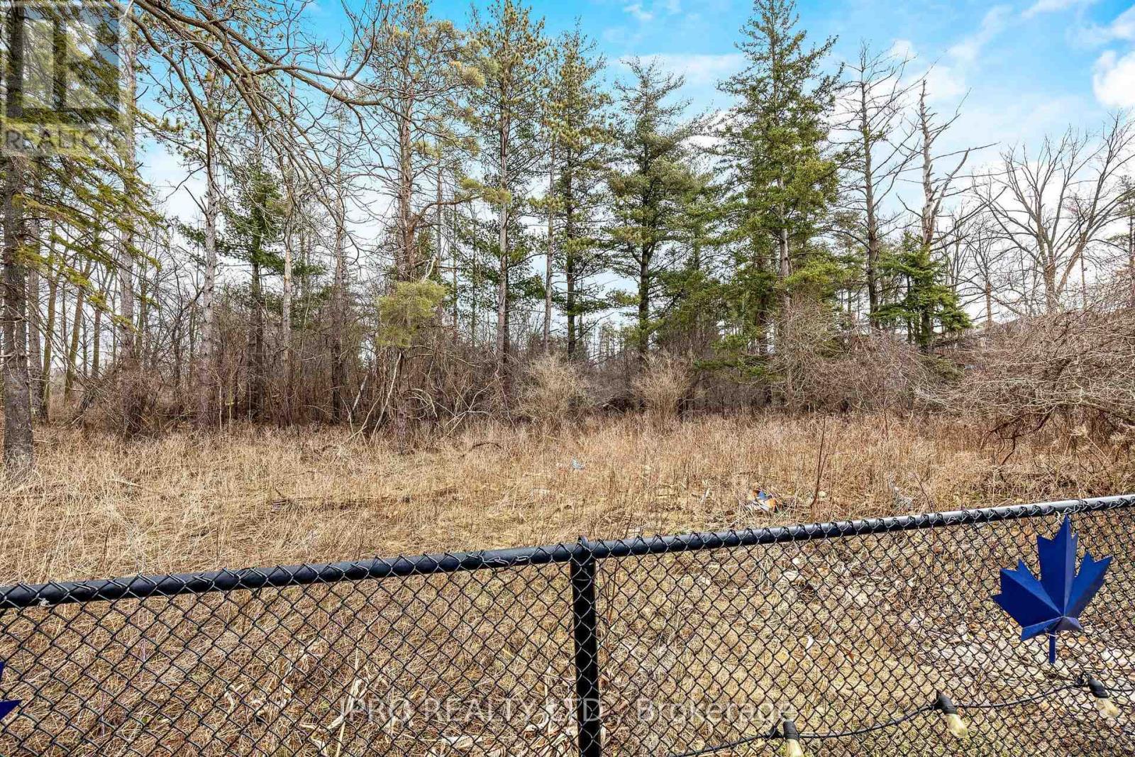 












25 UPPER CANADA COURT

,
Halton Hills (Georgetown),




Ontario
L7G0K9


