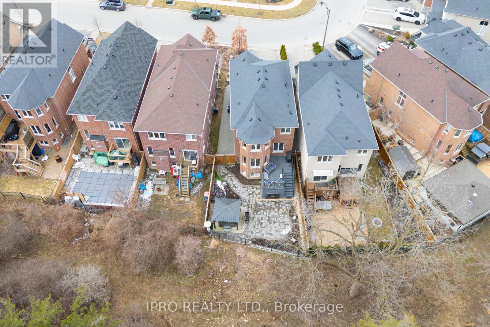 












25 UPPER CANADA COURT

,
Halton Hills (Georgetown),




Ontario
L7G0K9

