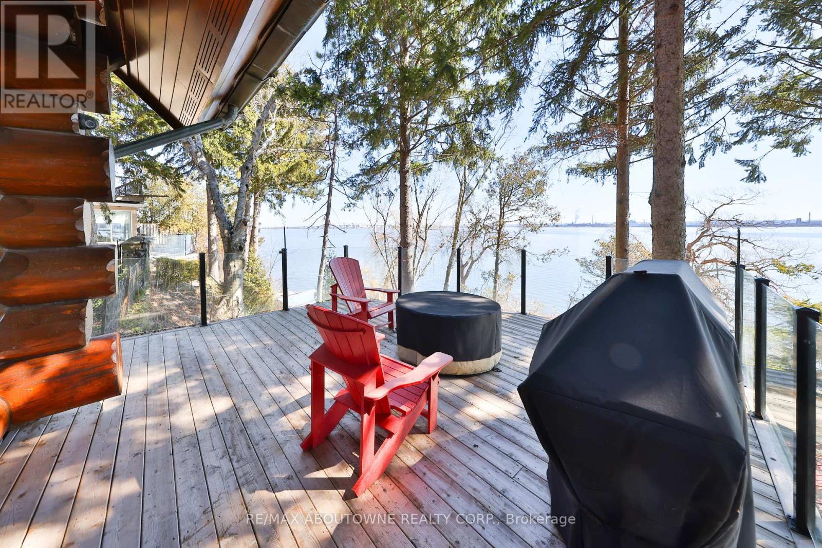 












270 NORTH SHORE BOULEVARD E

,
Burlington (LaSalle),




Ontario
L7T1W9

