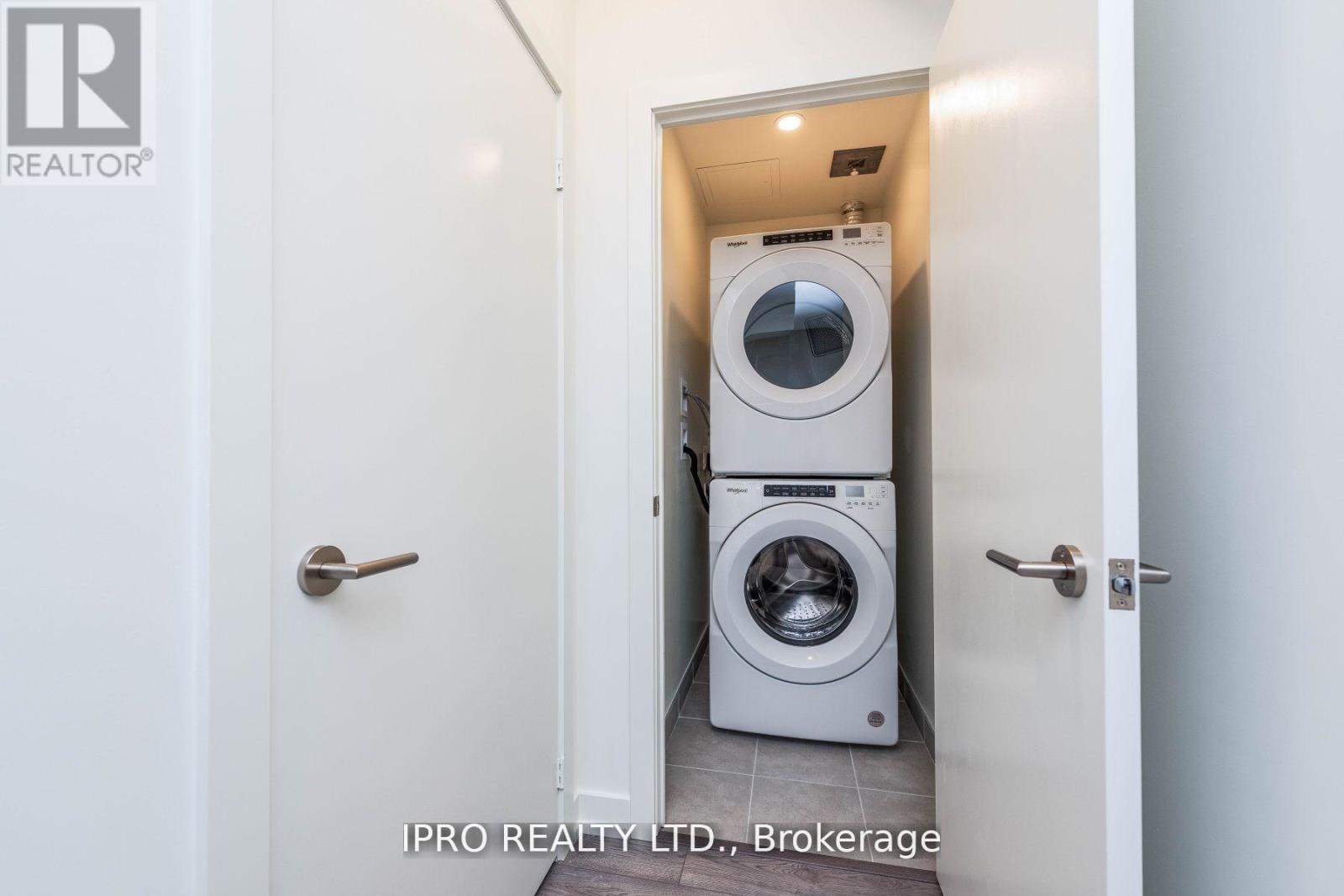 












204 - 10 WILBY CRESCENT

,
Toronto (Weston),




Ontario
M9N1E5

