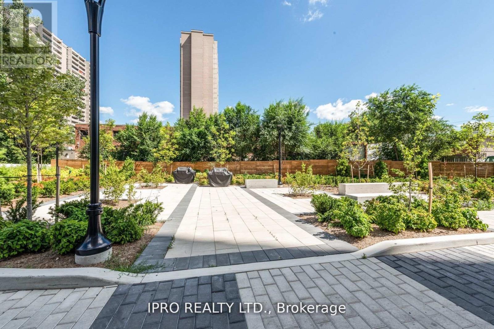 












204 - 10 WILBY CRESCENT

,
Toronto (Weston),




Ontario
M9N1E5


