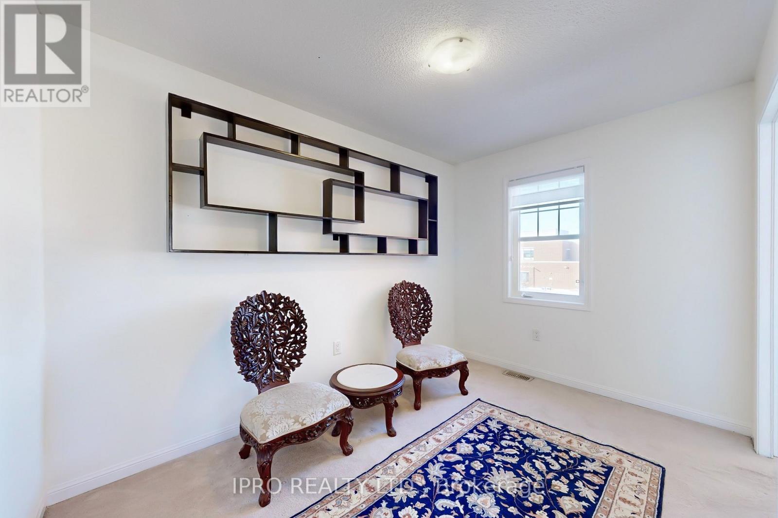 












730 BOLINGBROKE DRIVE

,
Milton (CO Coates),




Ontario
L9T6Z3

