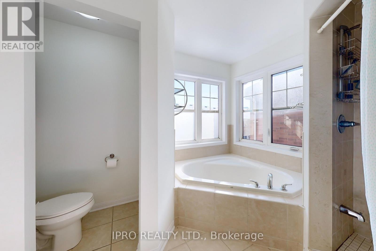 












730 BOLINGBROKE DRIVE

,
Milton (CO Coates),




Ontario
L9T6Z3

