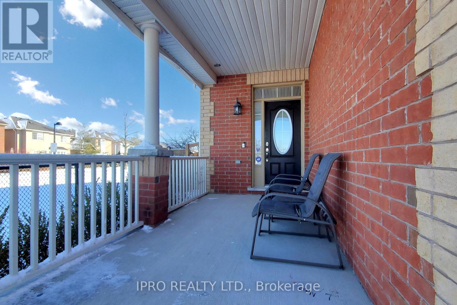 












730 BOLINGBROKE DRIVE

,
Milton (CO Coates),




Ontario
L9T6Z3

