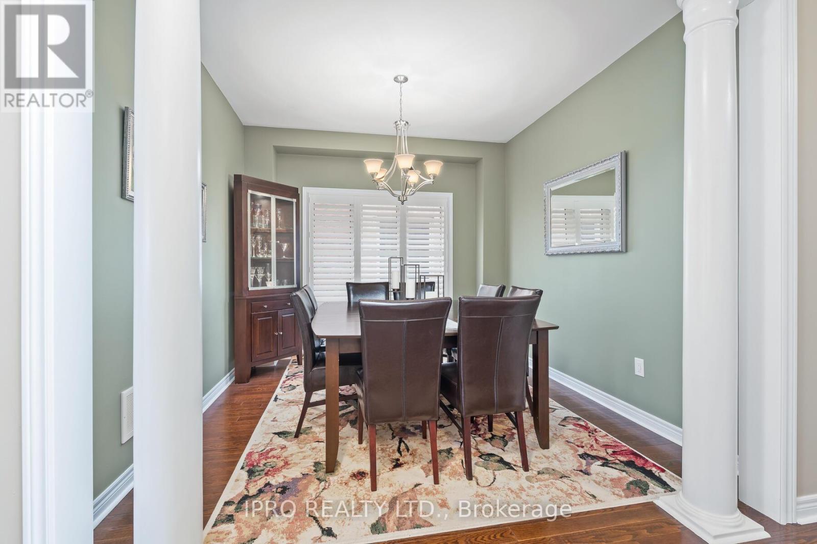 












30 WILDFLOWER LANE

,
Halton Hills (Georgetown),




Ontario
L7G0H5

