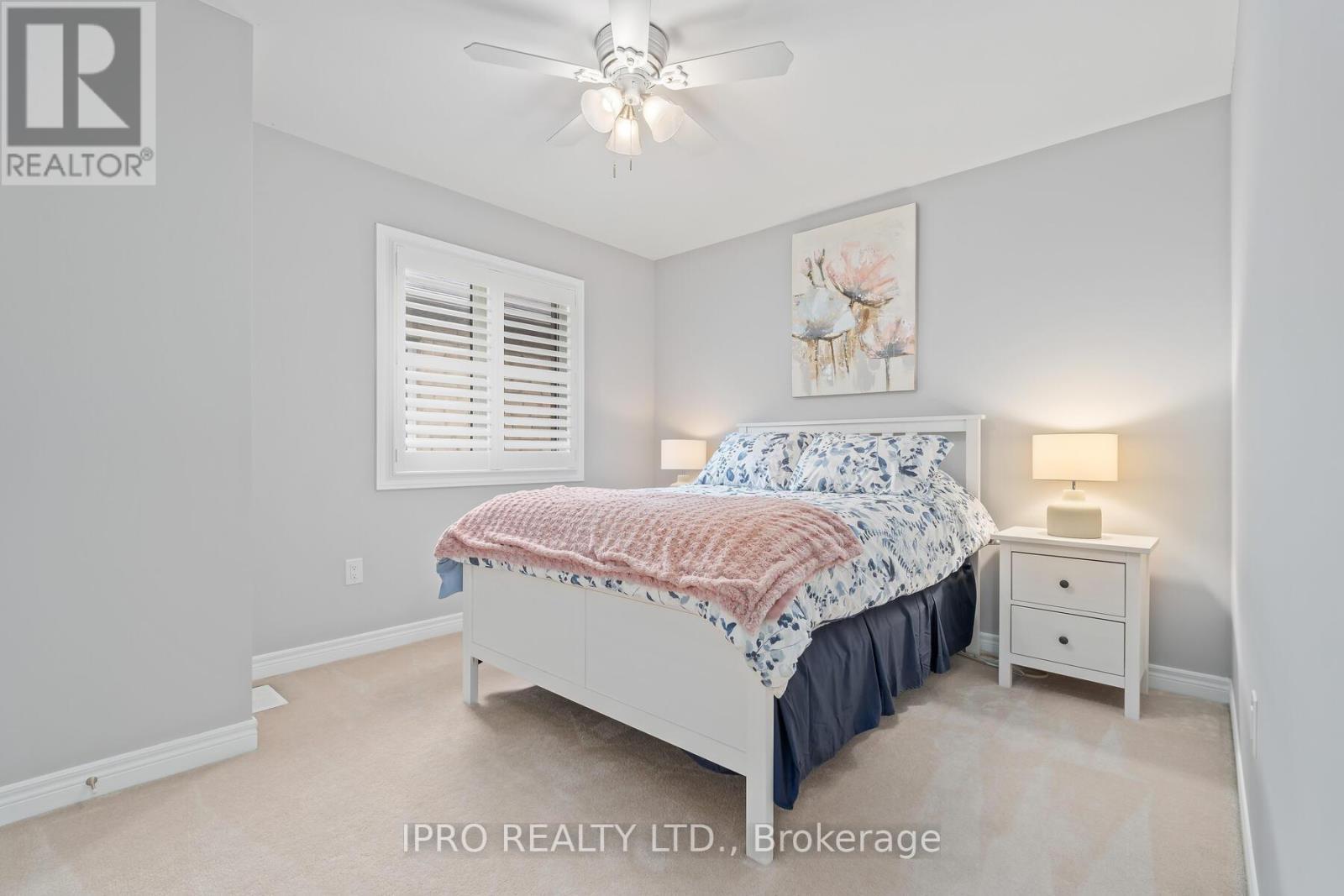 












30 WILDFLOWER LANE

,
Halton Hills (Georgetown),




Ontario
L7G0H5

