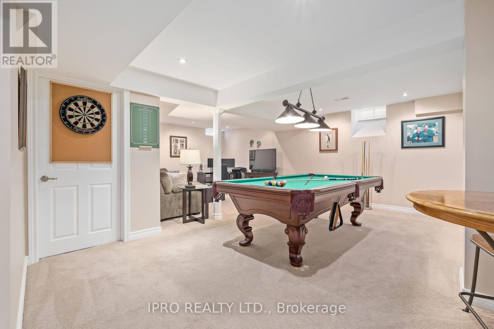 












30 WILDFLOWER LANE

,
Halton Hills (Georgetown),




Ontario
L7G0H5

