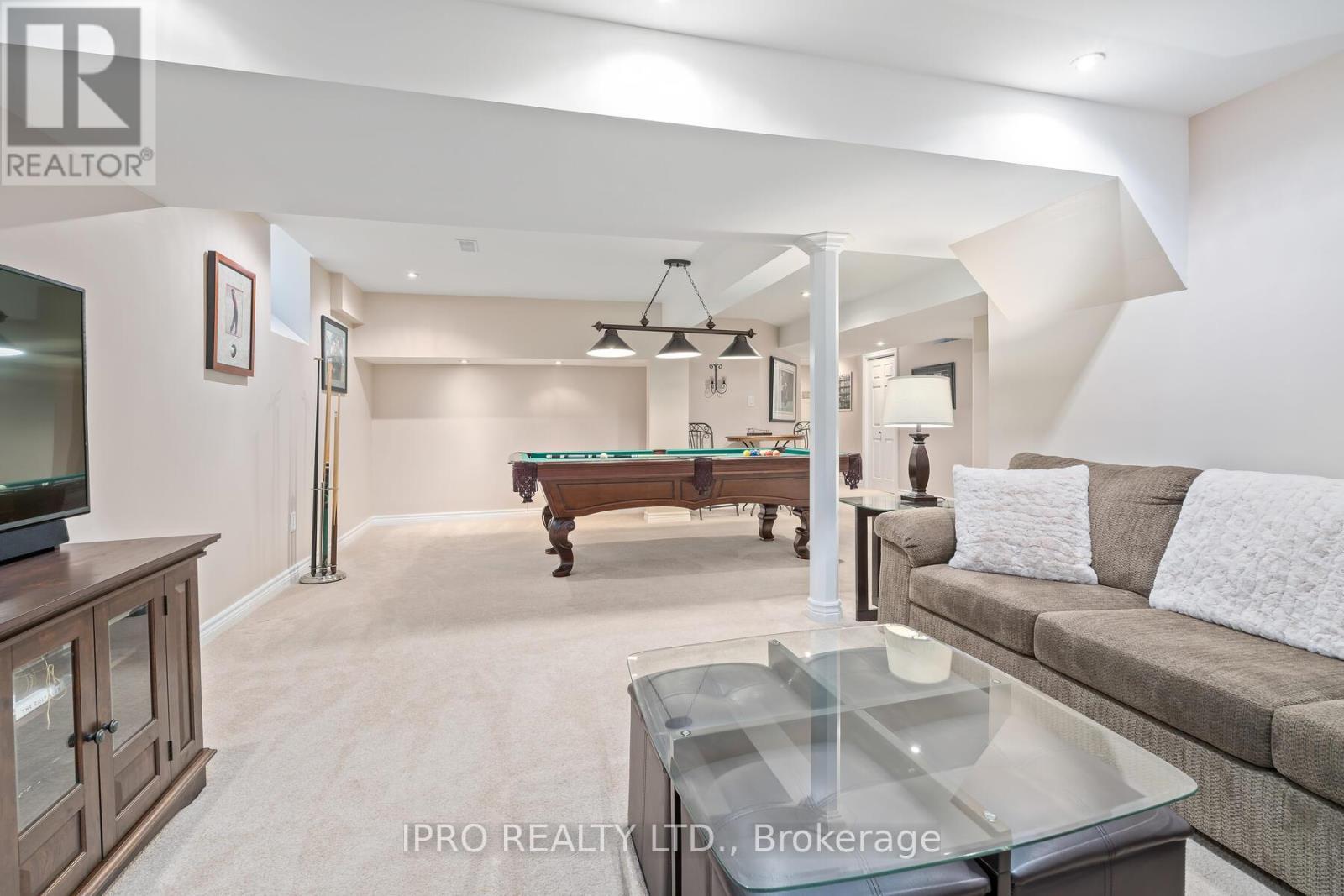 












30 WILDFLOWER LANE

,
Halton Hills (Georgetown),




Ontario
L7G0H5

