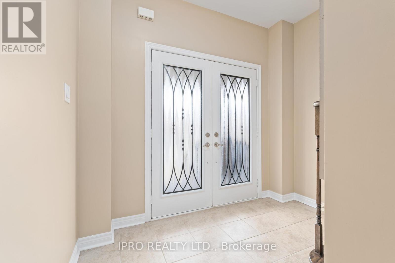 












30 WILDFLOWER LANE

,
Halton Hills (Georgetown),




Ontario
L7G0H5

