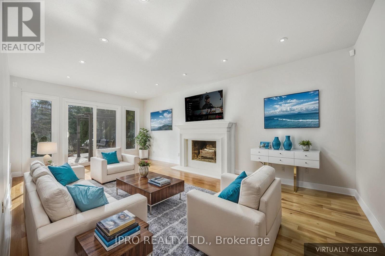 












124 BARR CRESCENT

,
Brampton (Heart Lake East),




Ontario
L6Z3C8

