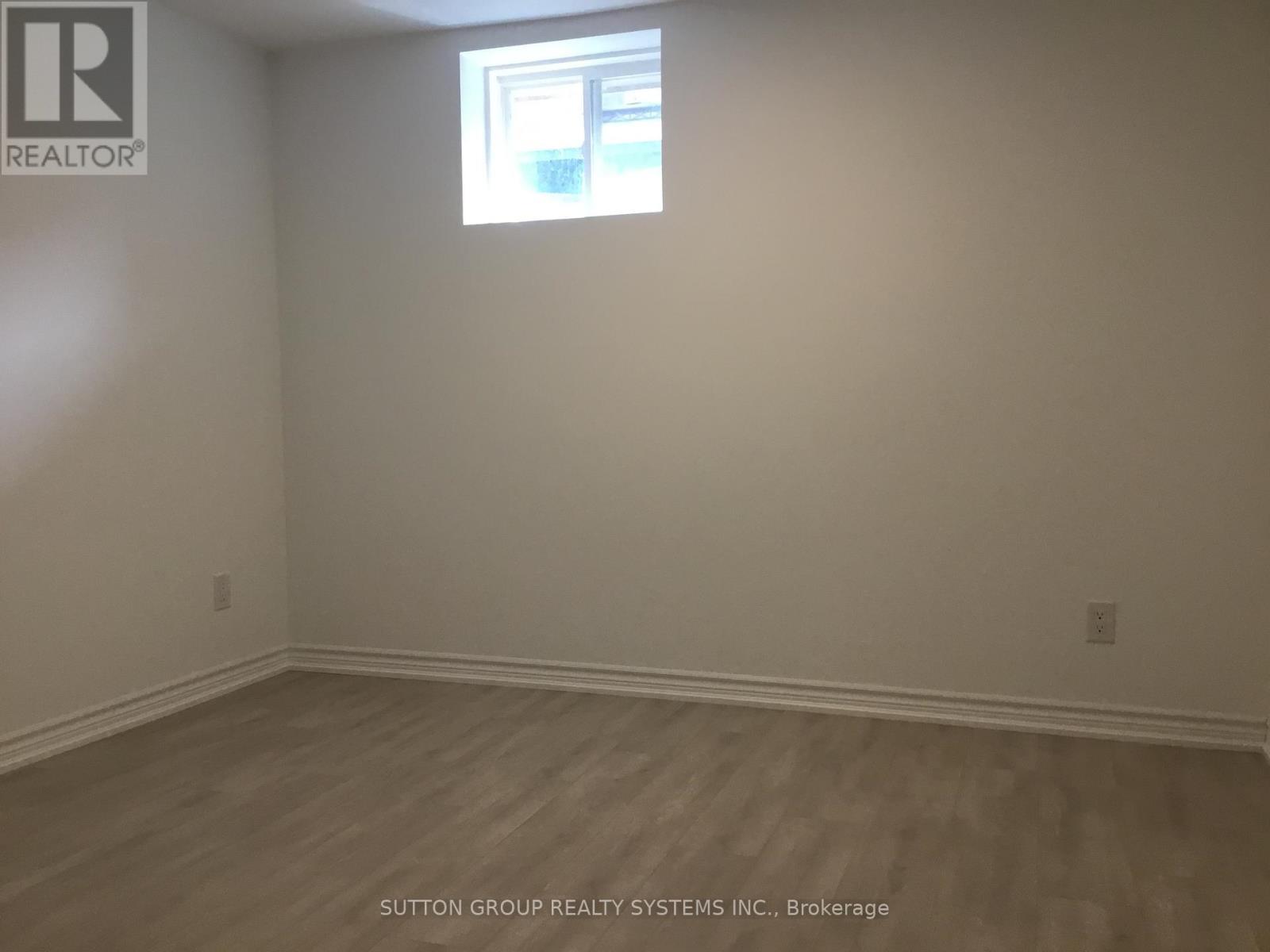 












4680 WEBB STREET

,
Burlington (Alton),




Ontario
L7M0K6

