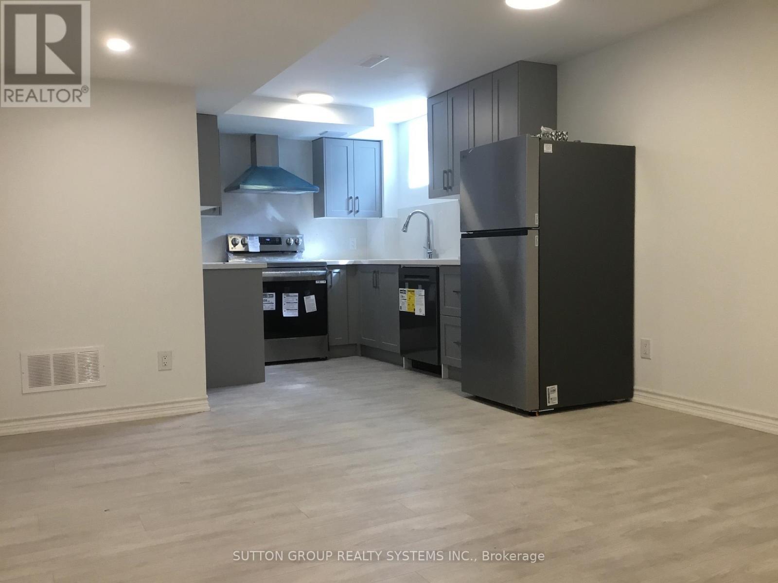 












4680 WEBB STREET

,
Burlington (Alton),




Ontario
L7M0K6

