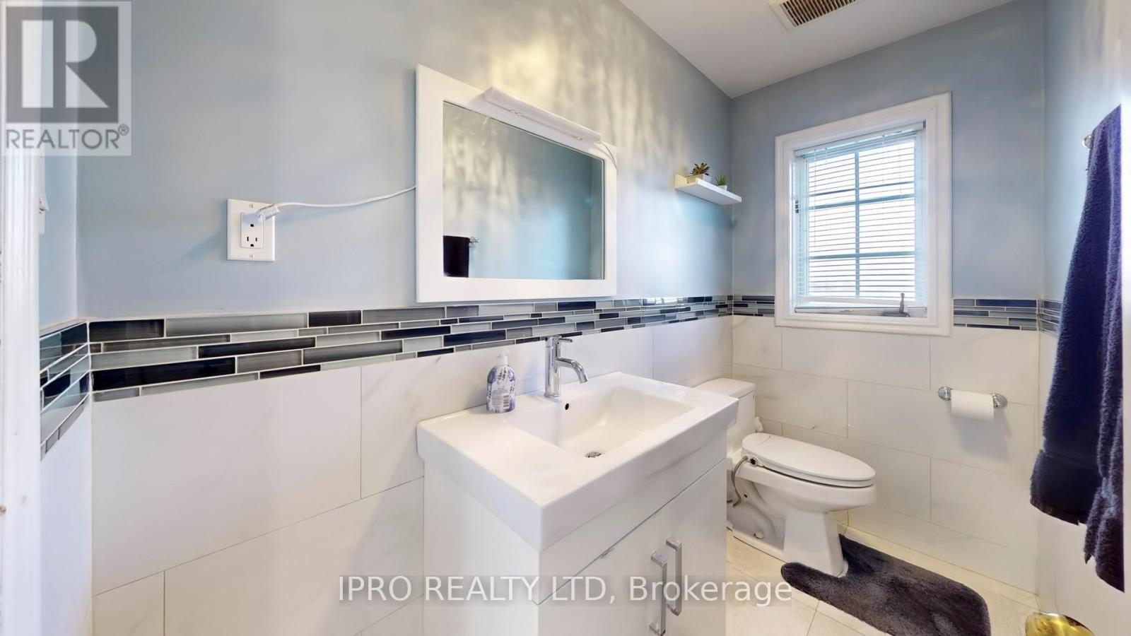 












12191 MISSISSAUGA ROAD W

,
Caledon,




Ontario
L7C1X1

