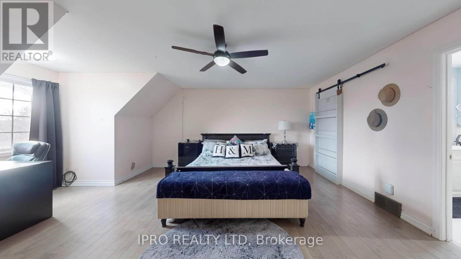 












12191 MISSISSAUGA ROAD W

,
Caledon,




Ontario
L7C1X1

