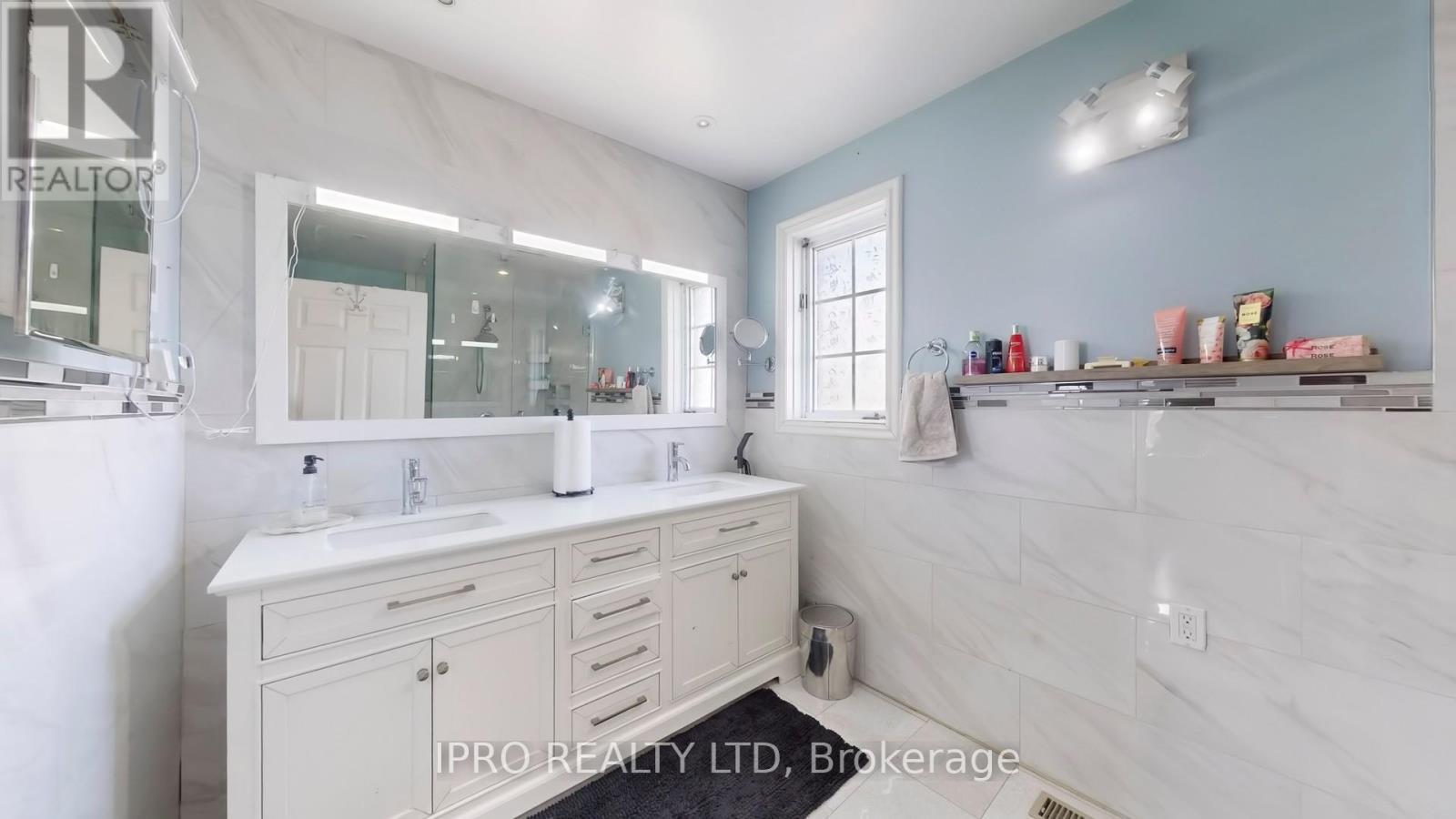 












12191 MISSISSAUGA ROAD W

,
Caledon,




Ontario
L7C1X1

