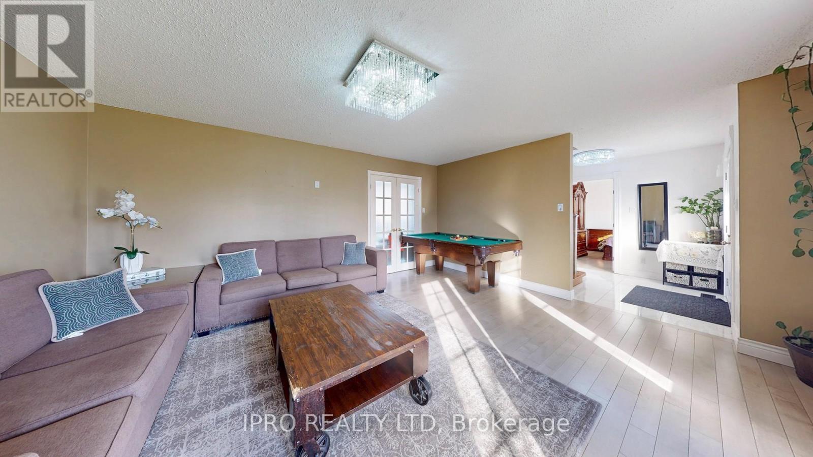 












12191 MISSISSAUGA ROAD W

,
Caledon,




Ontario
L7C1X1

